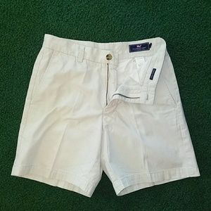 Vineyard Vines shorts